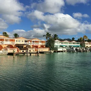 Villa Antigua Chiama Italia, Jolly Harbour